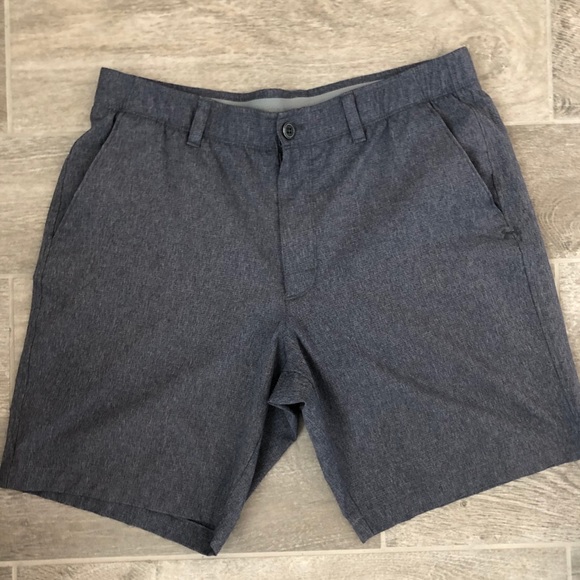 Under Armour Other - UA Showdown golf shorts